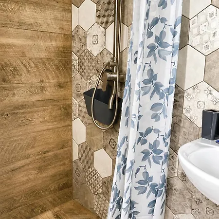 Romantic Apartments-in Center , 3 Min To Rynok Square * Lemberg