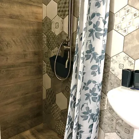 Romantic Apartments-in Center 8 7a * Львов