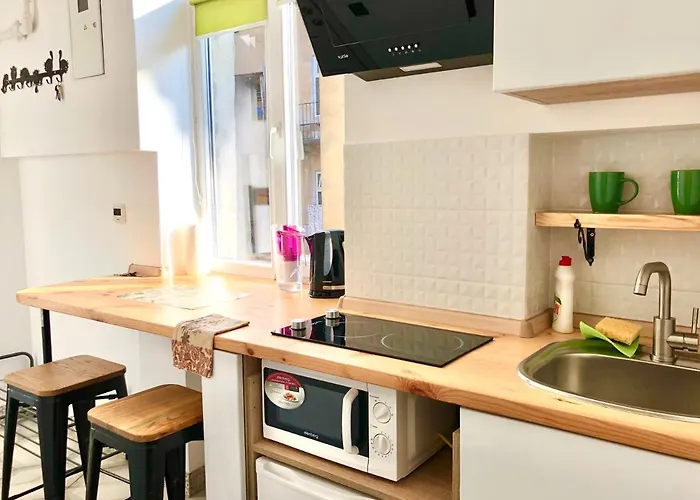 Romantic Apartments-In Center , 3 Min To Rynok Square * リヴィウ