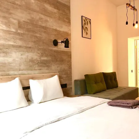 Romantic Apartments-in Center , 3 Min To Rynok Square * Lemberg